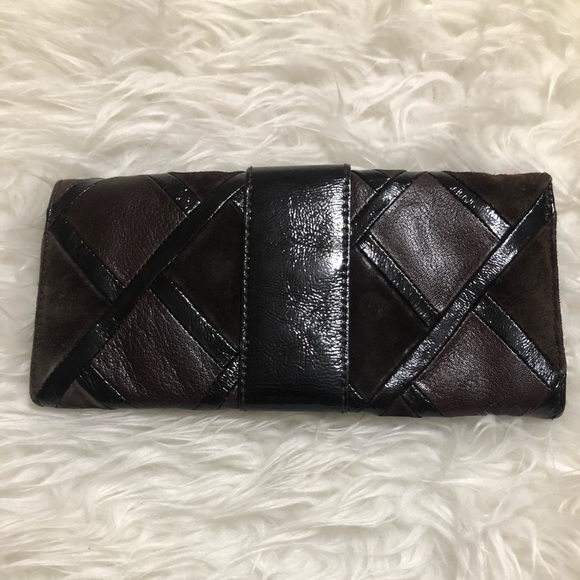 💼 MICHAEL KORS BROWN PATCHWORK LEATHER GOLD BUCKLE CLUTCH BAG 💼 - Picture 7 of 7